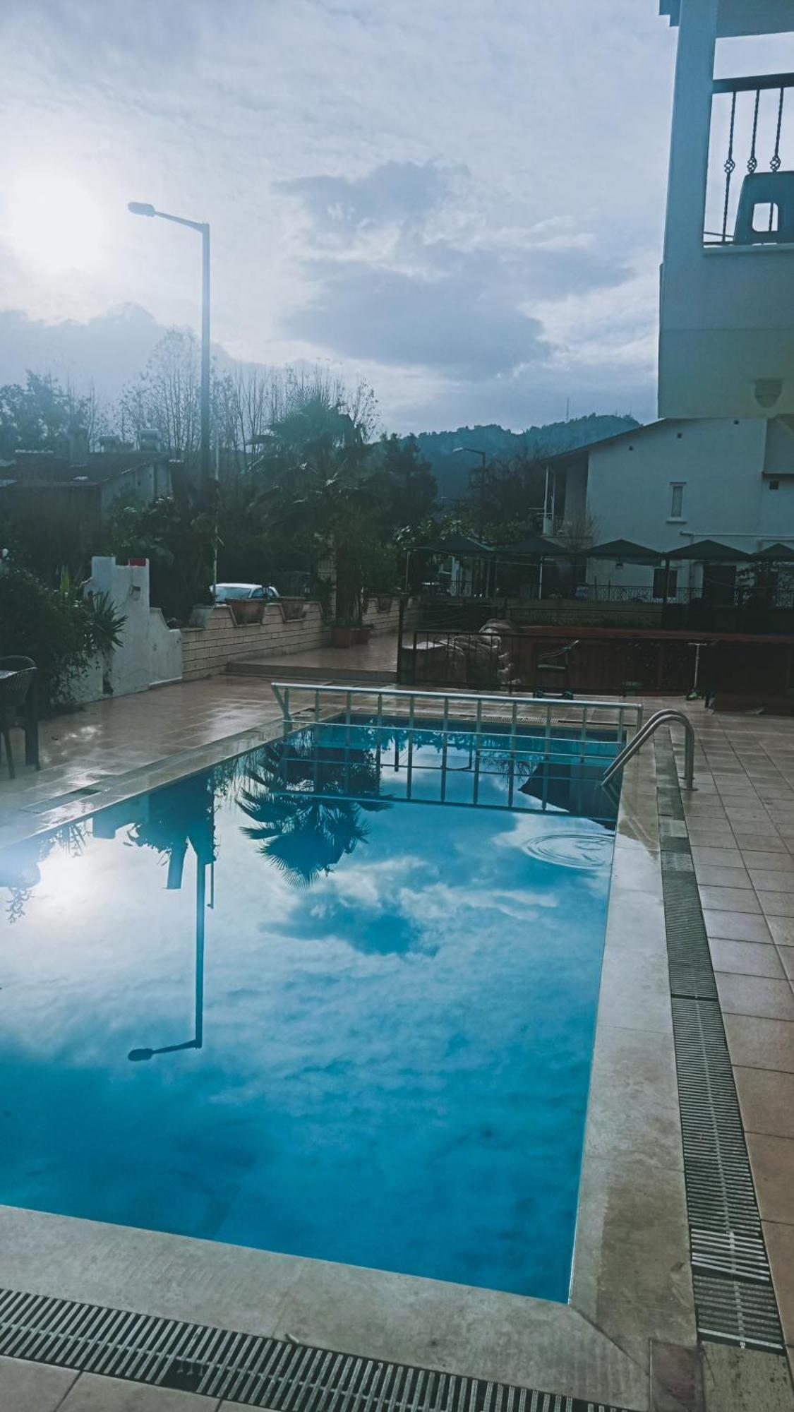 London House Hotel Kemer Exteriör bild